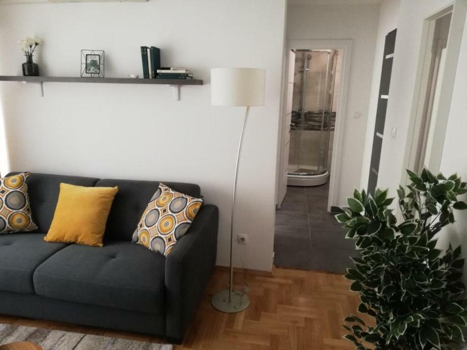 Apartments Ali 萨格勒布 外观 照片