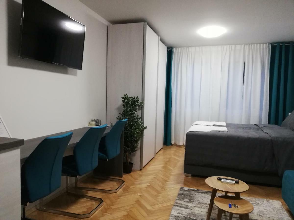 Apartments Ali 萨格勒布 外观 照片
